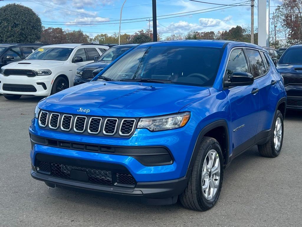 new 2025 Jeep Compass car, priced at $25,777