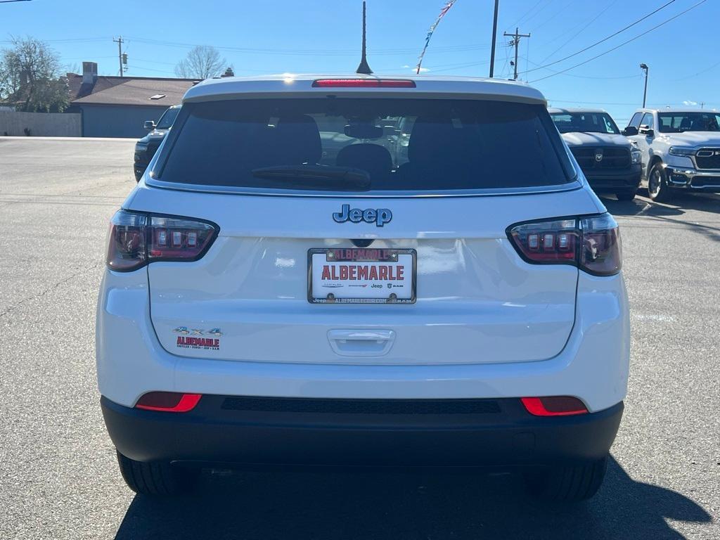 new 2025 Jeep Compass car, priced at $23,777