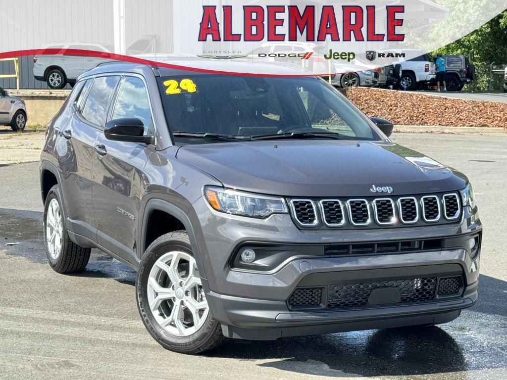 new 2024 Jeep Compass car, priced at $28,977