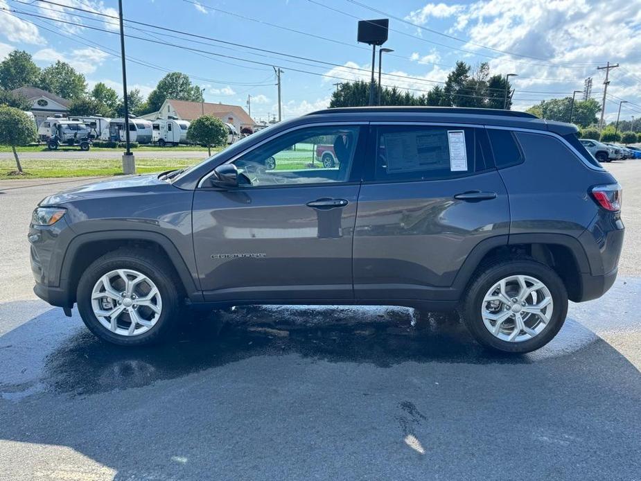 new 2024 Jeep Compass car, priced at $28,977