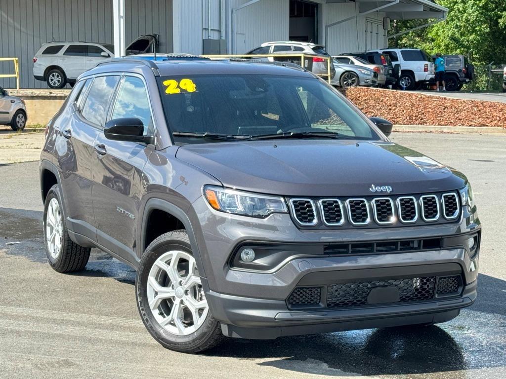 new 2024 Jeep Compass car, priced at $28,777