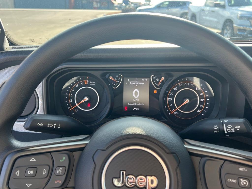 new 2025 Jeep Gladiator car, priced at $45,777