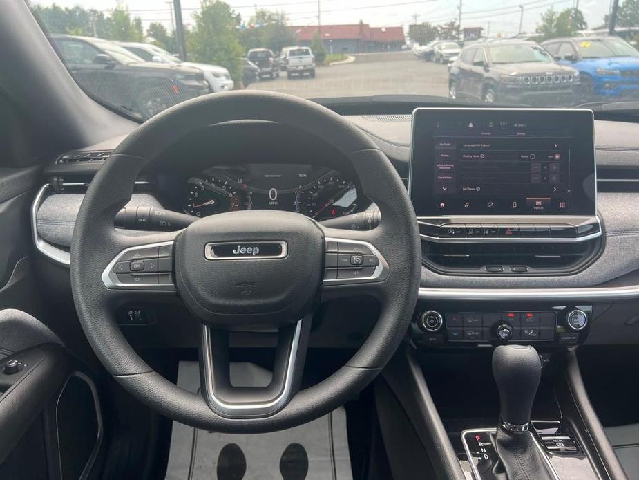 new 2024 Jeep Compass car, priced at $25,777