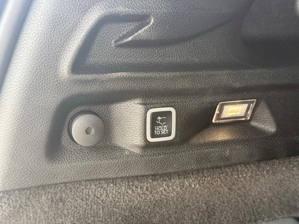 used 2021 Jeep Grand Cherokee L car, priced at $29,777