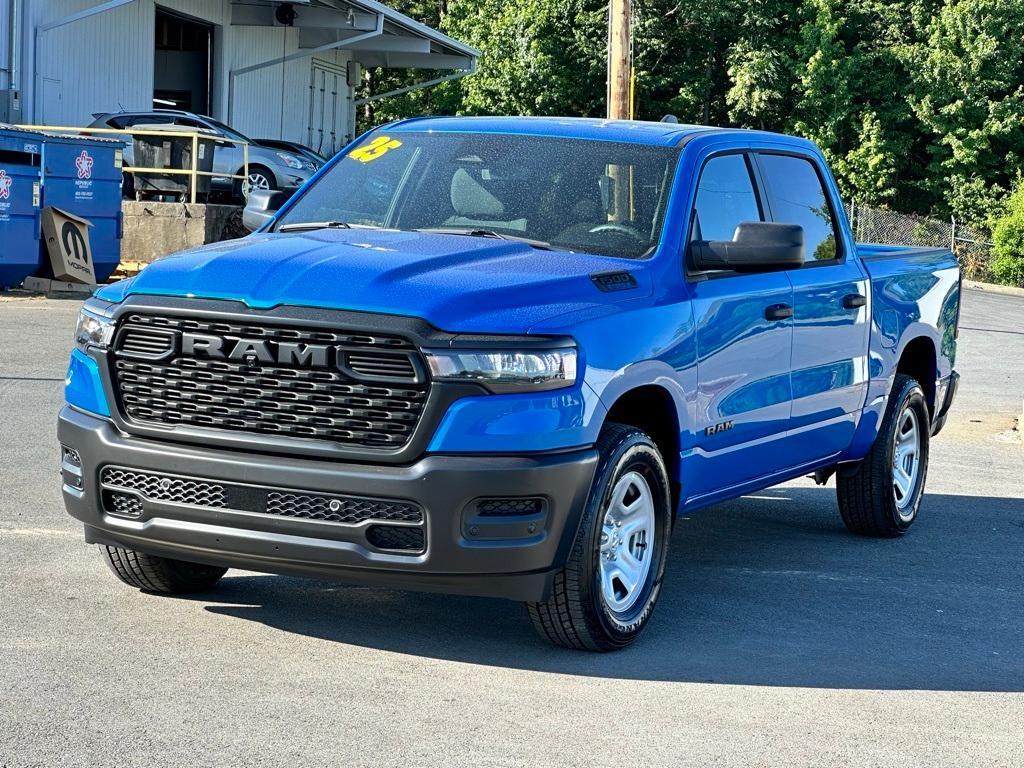 new 2025 Ram 1500 car, priced at $45,777