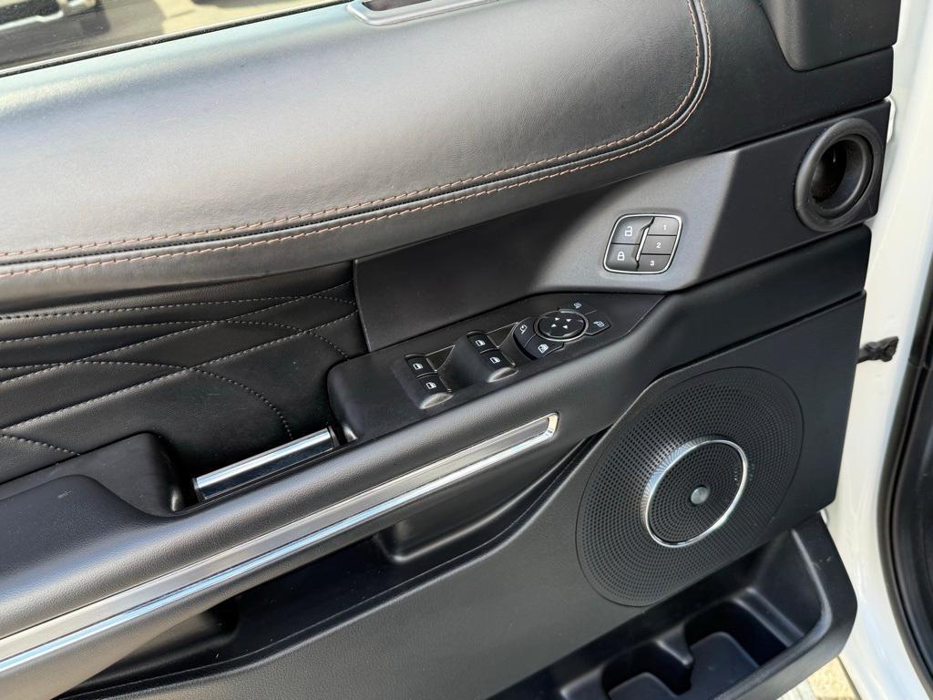 used 2021 Ford Expedition car, priced at $46,277