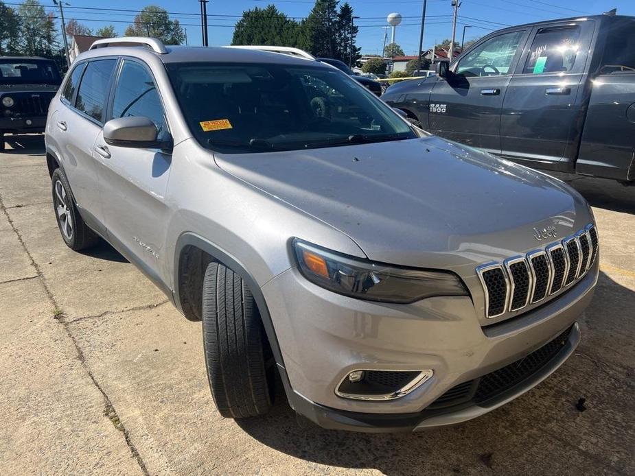 used 2019 Jeep Cherokee car, priced at $17,277