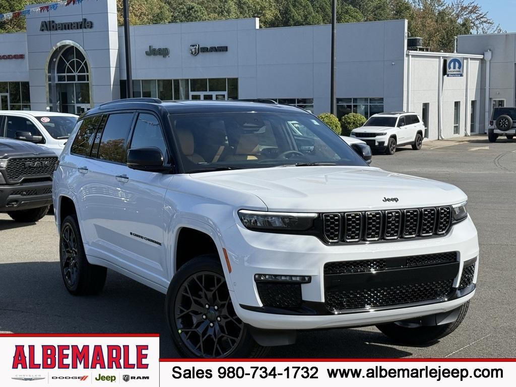 new 2025 Jeep Grand Cherokee L car, priced at $61,777