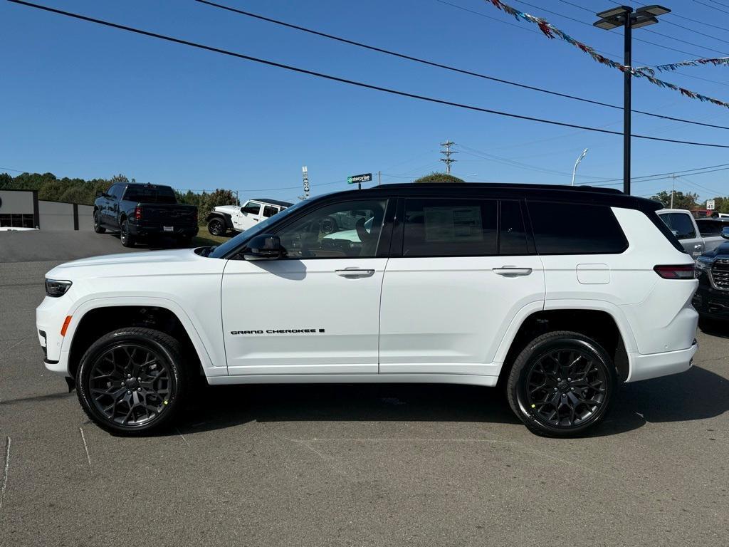 new 2025 Jeep Grand Cherokee L car, priced at $61,777