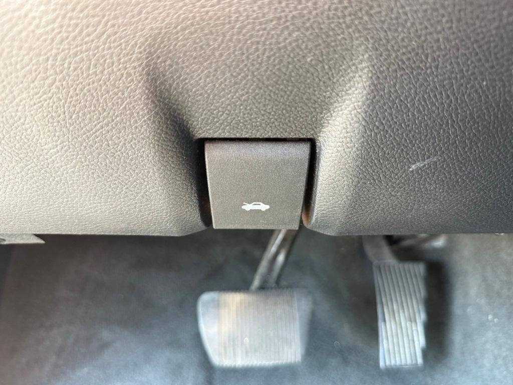 used 2020 Ram 1500 car, priced at $27,777