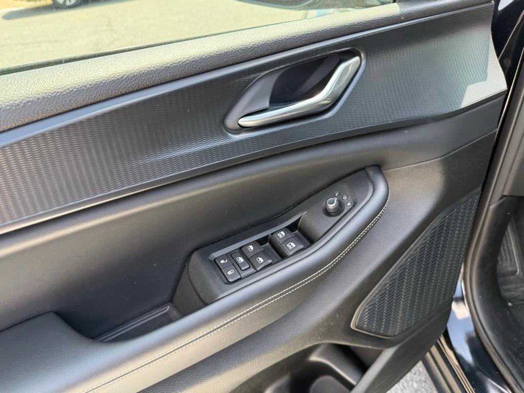 used 2024 Jeep Grand Cherokee car, priced at $38,777