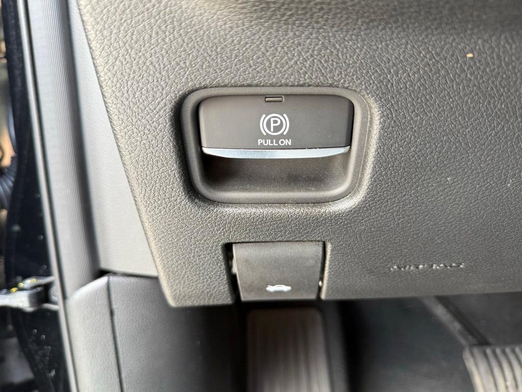 used 2024 Jeep Grand Cherokee car, priced at $38,777