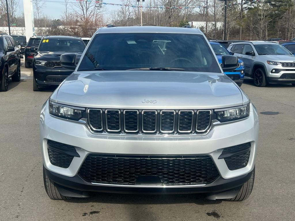 new 2025 Jeep Grand Cherokee car, priced at $35,777