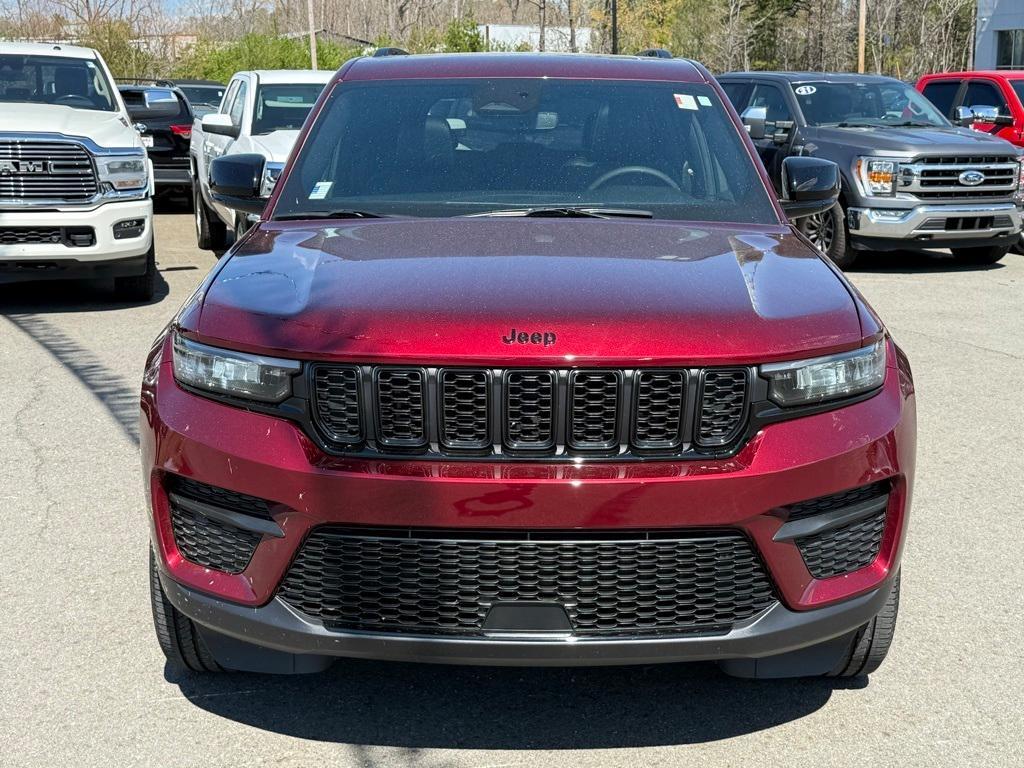 used 2024 Jeep Grand Cherokee car, priced at $43,777