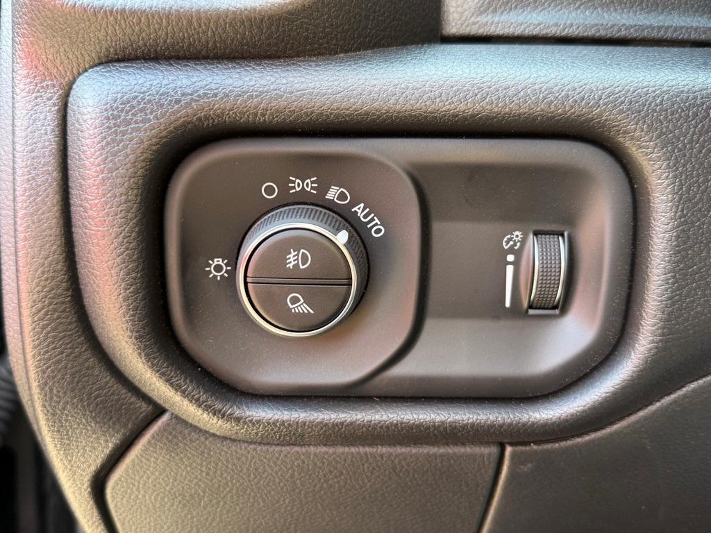 new 2025 Ram 3500 car, priced at $68,777