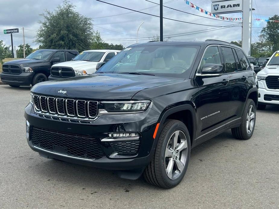 new 2024 Jeep Grand Cherokee car, priced at $50,277