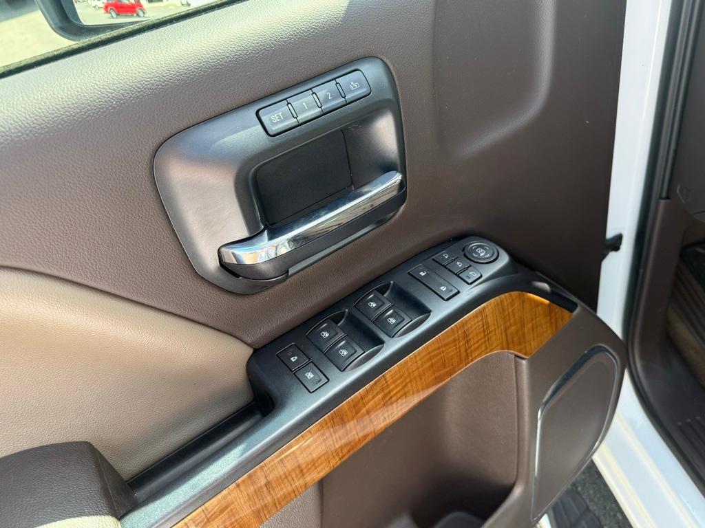 used 2015 GMC Sierra 1500 car, priced at $28,777