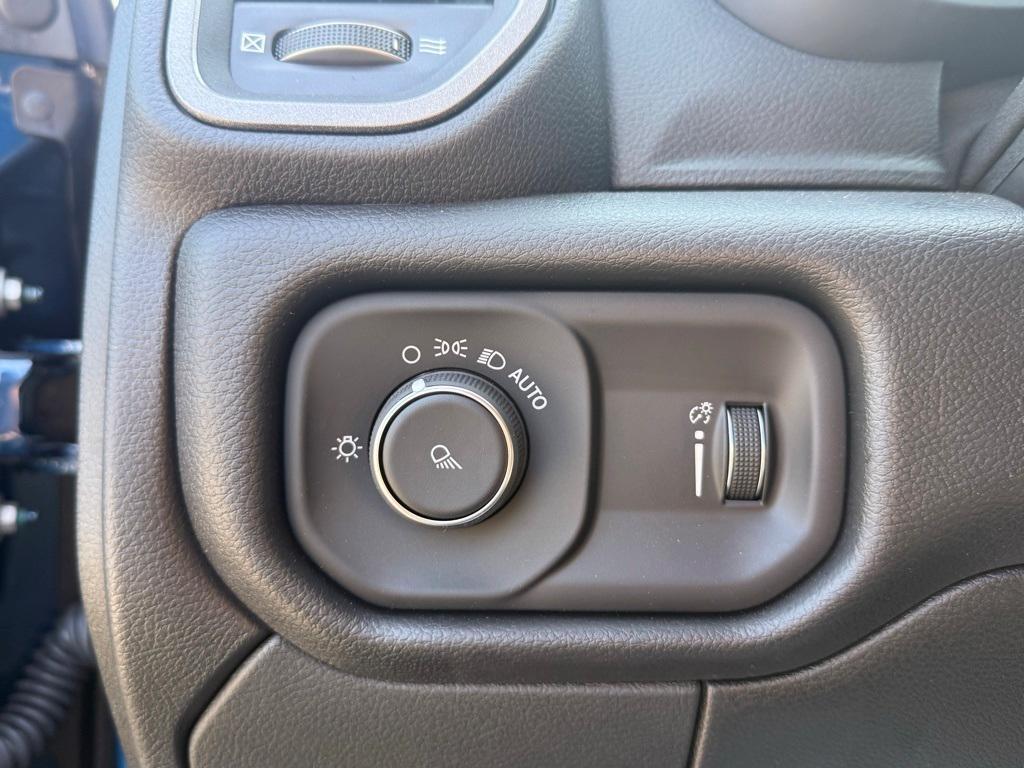 new 2024 Ram 2500 car, priced at $57,277