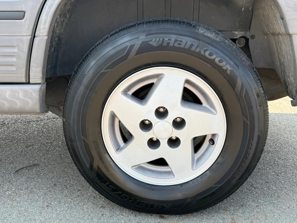used 1994 Jeep Grand Cherokee car, priced at $4,777