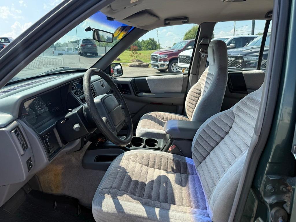 used 1994 Jeep Grand Cherokee car, priced at $4,777