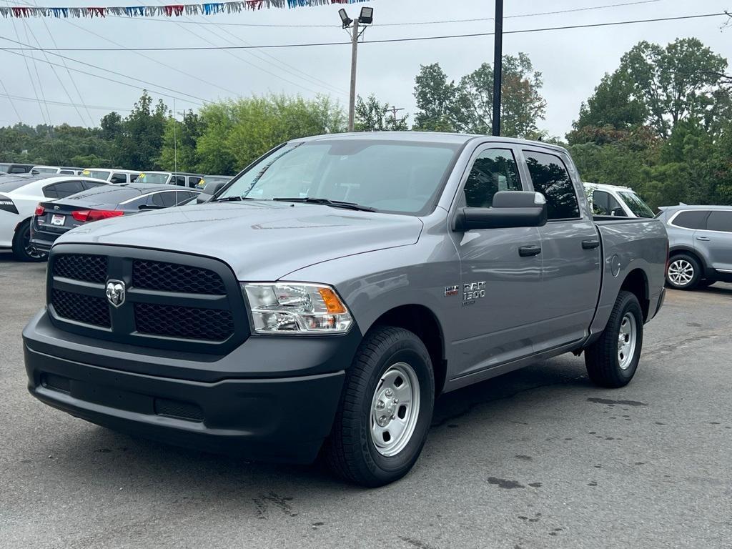 new 2024 Ram 1500 Classic car, priced at $39,277