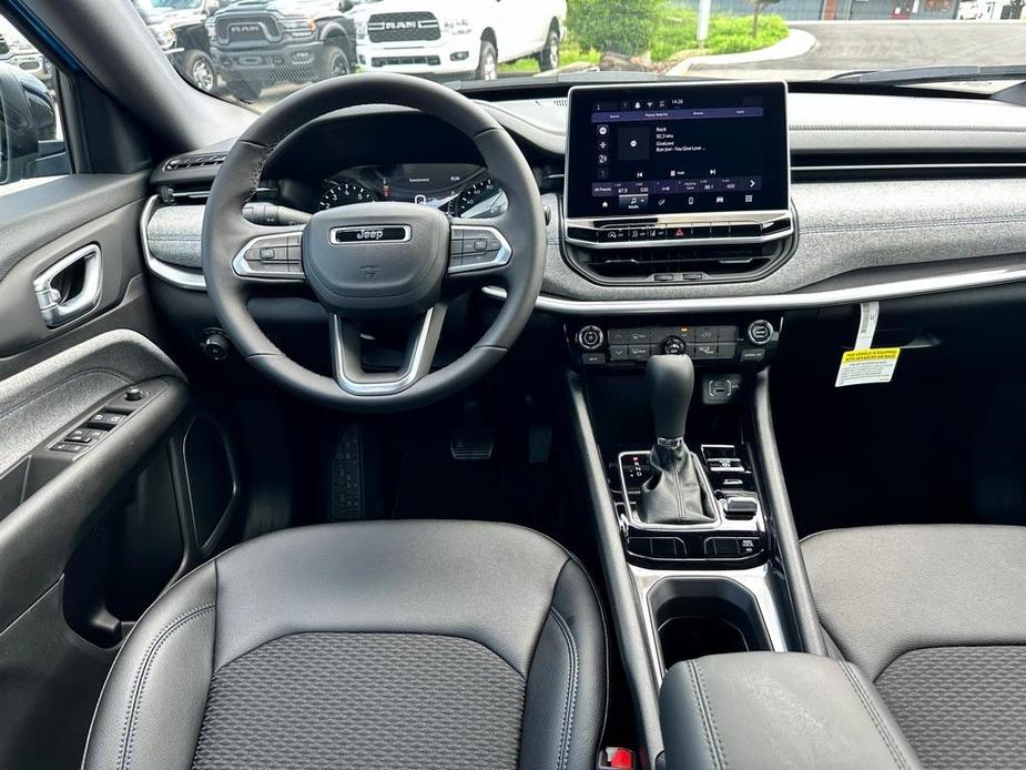 new 2024 Jeep Compass car, priced at $28,777