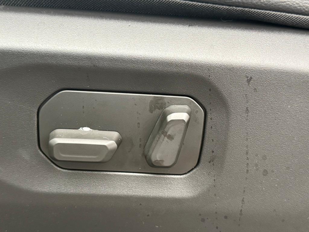 new 2025 Jeep Gladiator car, priced at $41,777