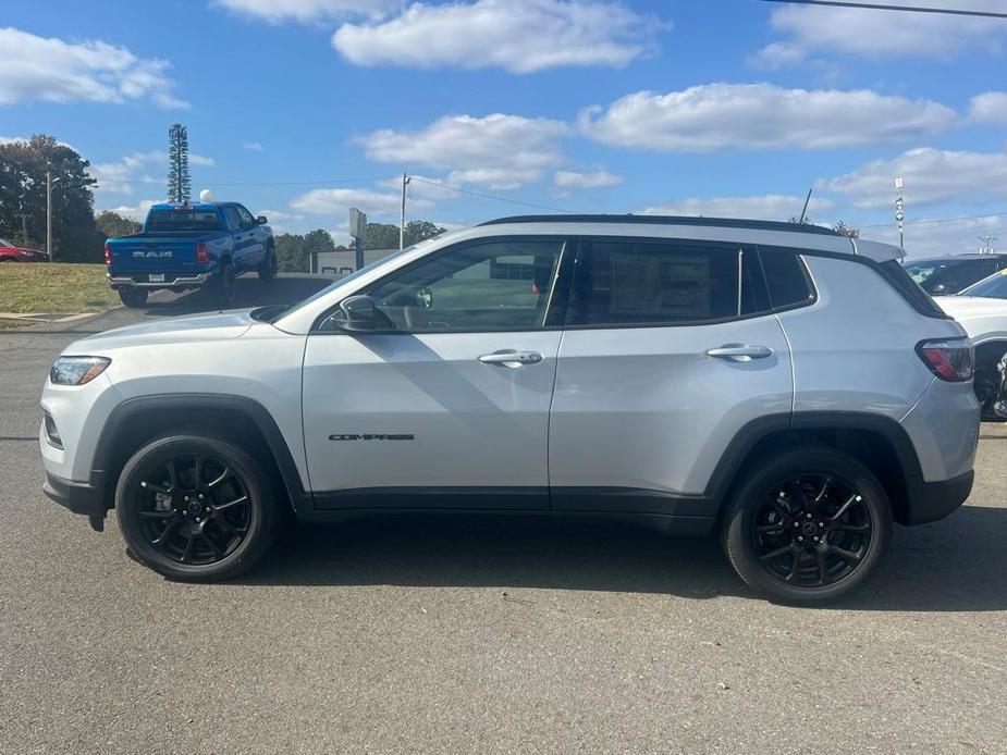 new 2025 Jeep Compass car, priced at $27,777