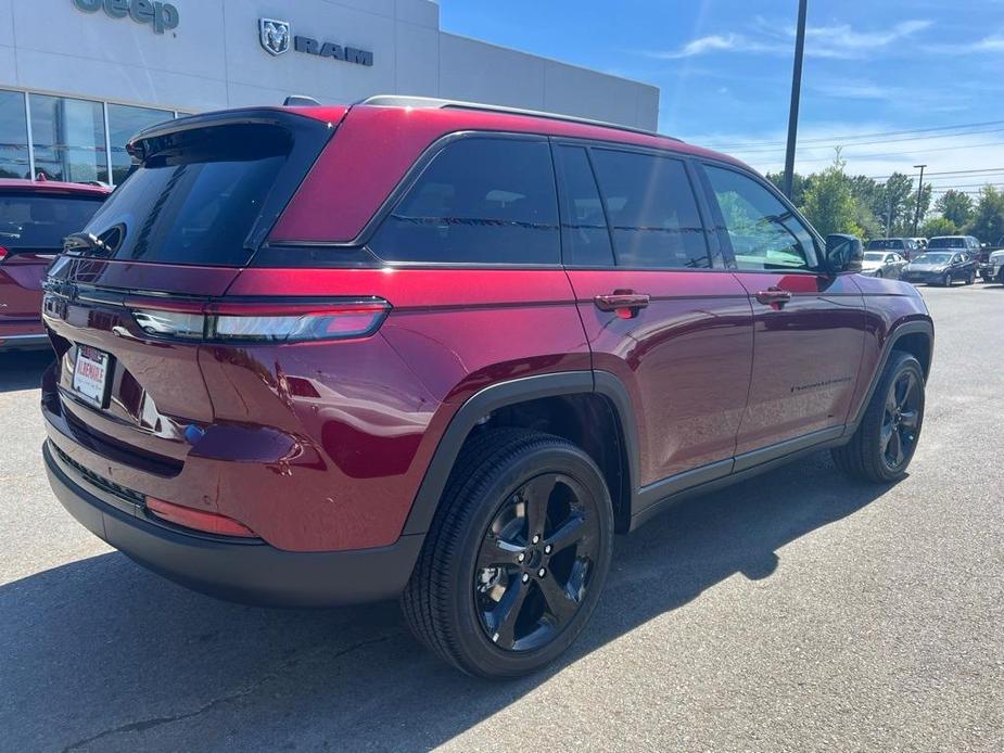 new 2024 Jeep Grand Cherokee car, priced at $44,777