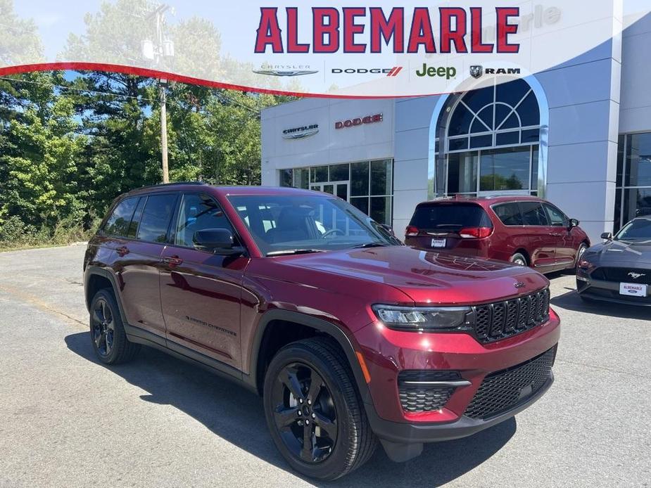 new 2024 Jeep Grand Cherokee car, priced at $44,777