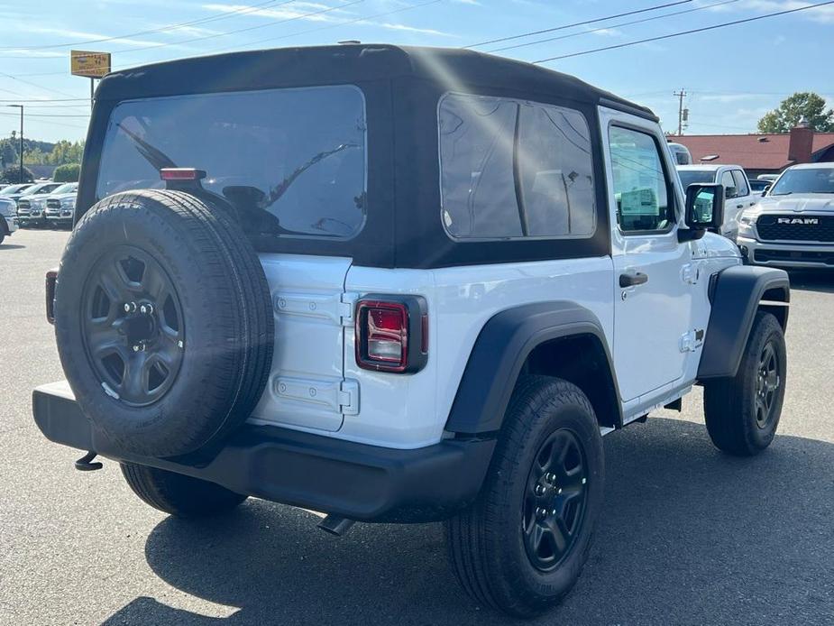 new 2024 Jeep Wrangler car, priced at $33,277