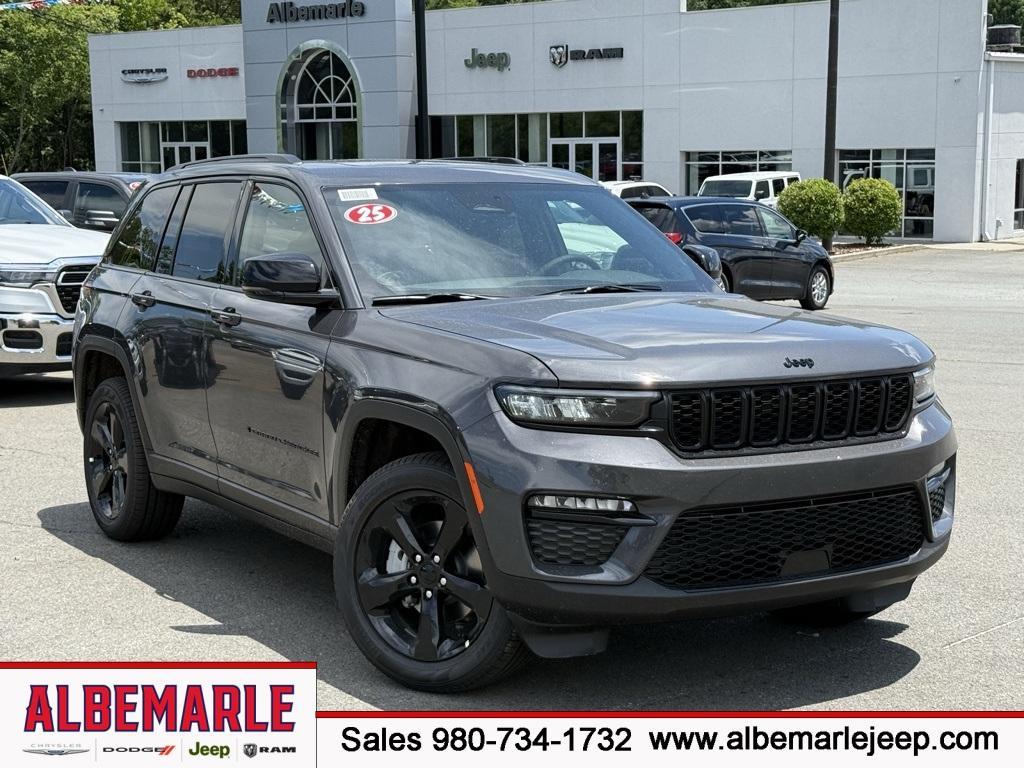 new 2025 Jeep Grand Cherokee car, priced at $46,777