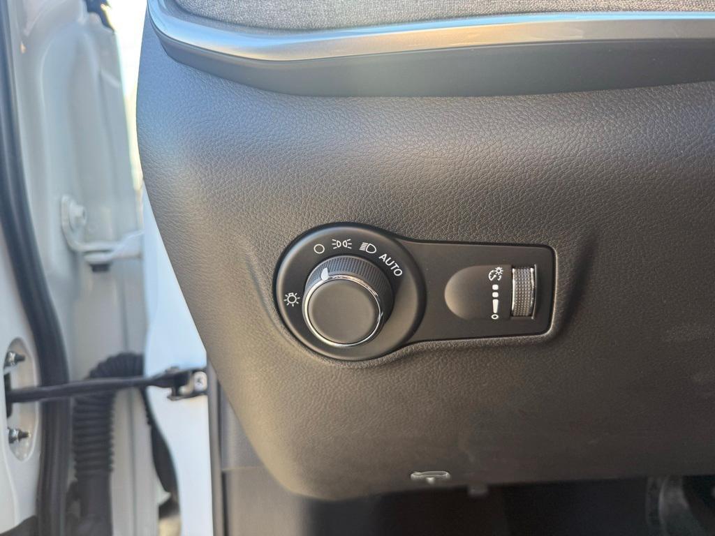 new 2025 Jeep Compass car, priced at $24,777