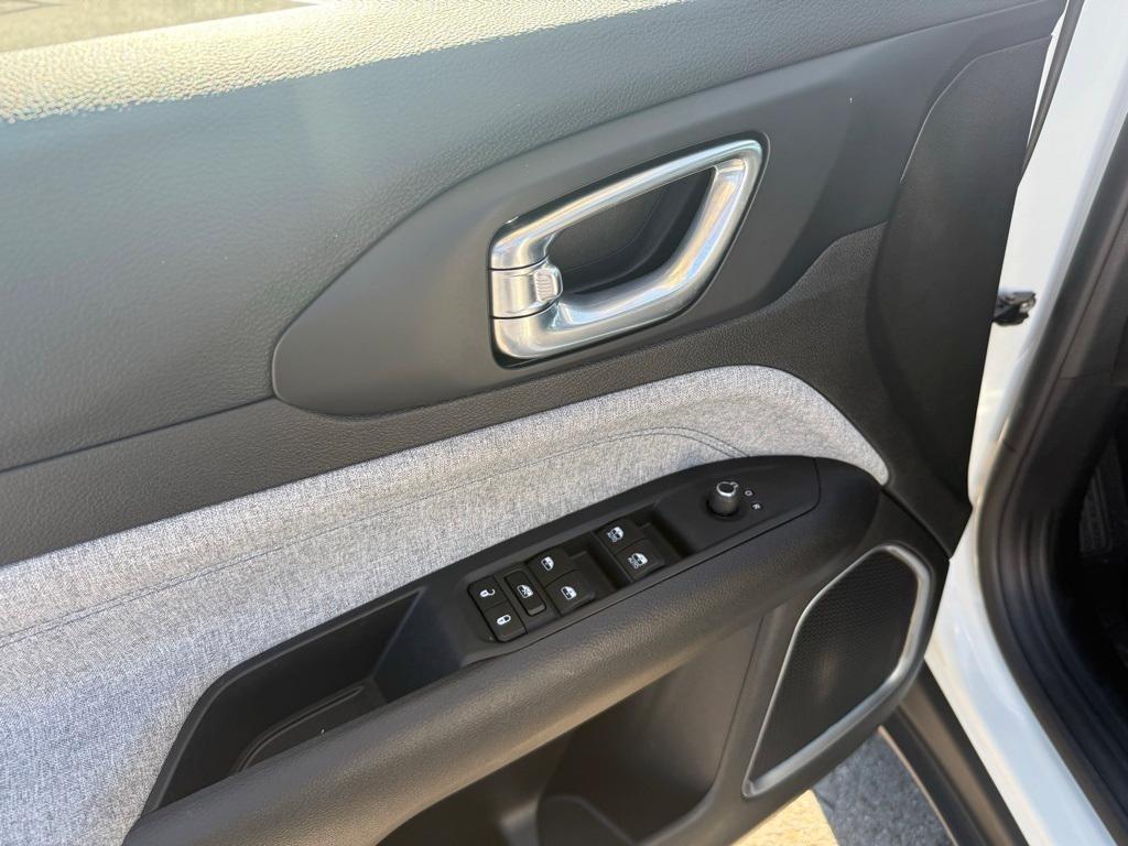 new 2025 Jeep Compass car, priced at $24,777