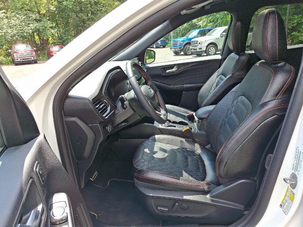 used 2023 Ford Escape car, priced at $29,959