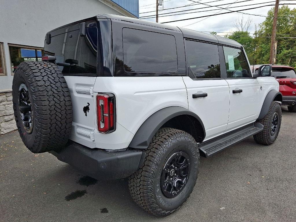 new 2025 Ford Bronco car, priced at $61,818