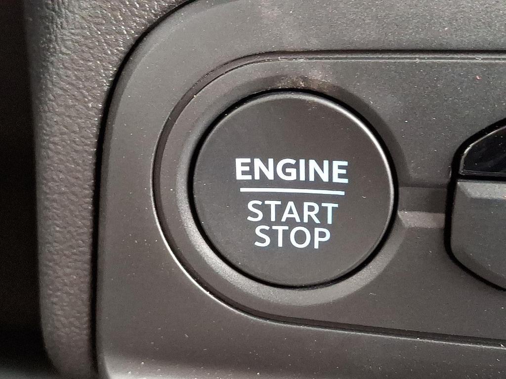 new 2025 Ford Bronco Sport car, priced at $32,000