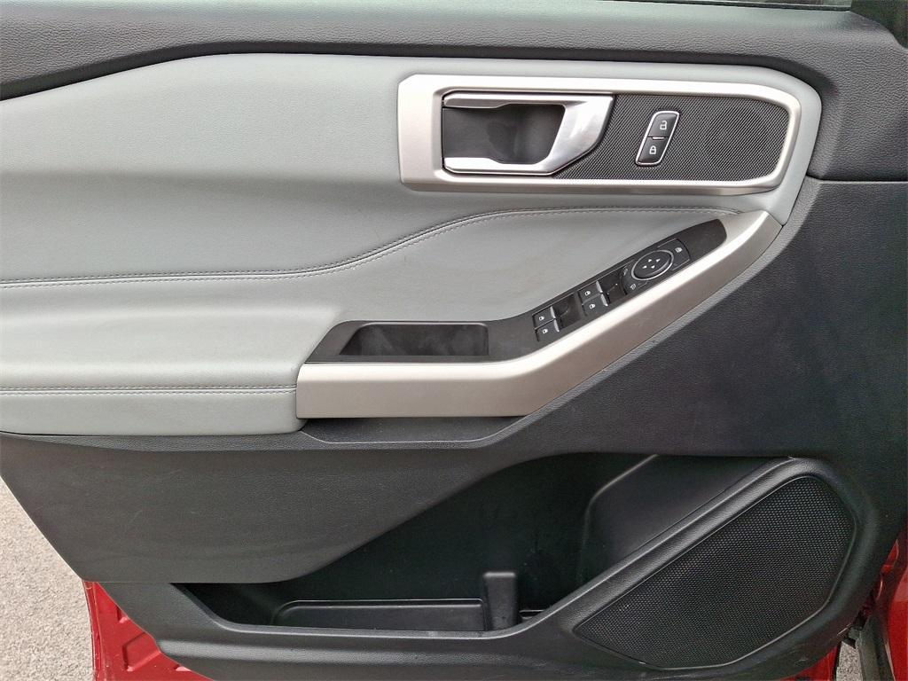 used 2022 Ford Explorer car, priced at $31,190