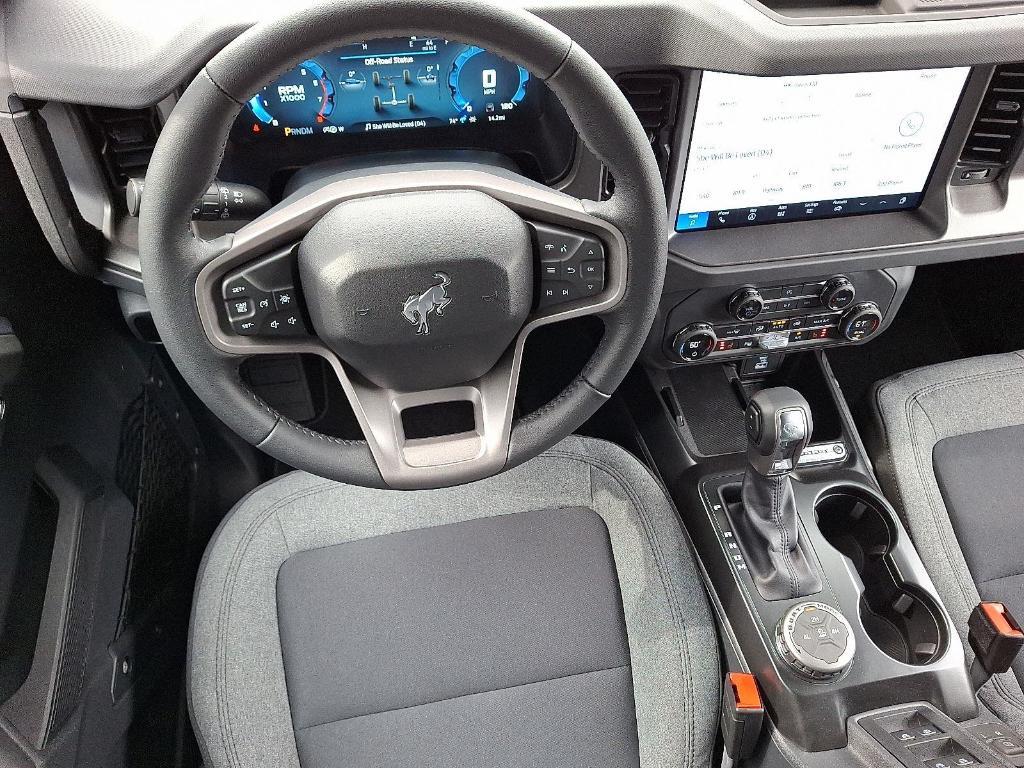 new 2025 Ford Bronco car, priced at $44,935