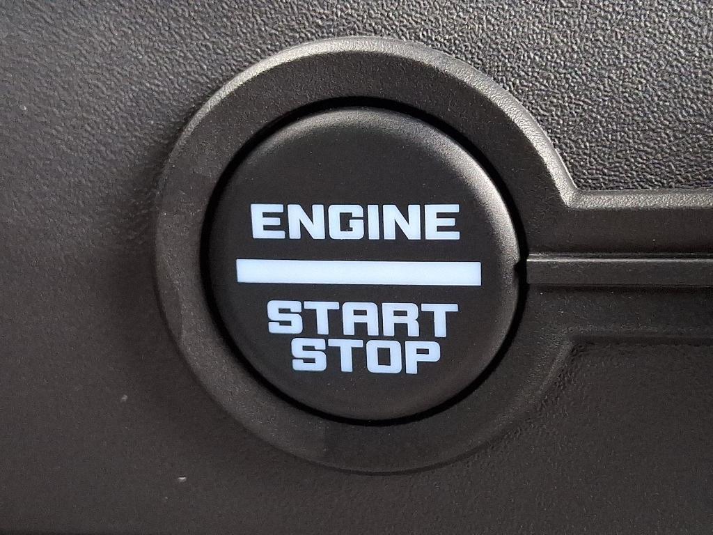 new 2025 Ford Bronco car, priced at $44,935