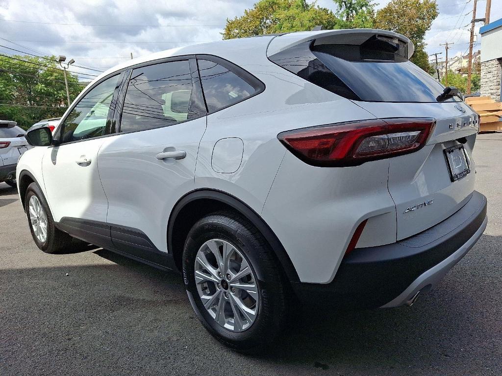 new 2025 Ford Escape car, priced at $28,238