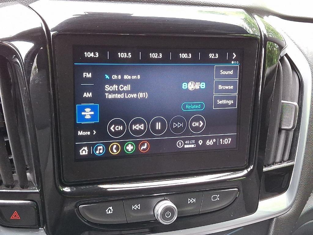 used 2022 Chevrolet Traverse car, priced at $28,990