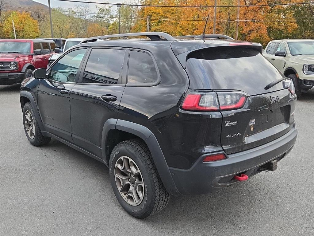 used 2020 Jeep Cherokee car, priced at $15,990