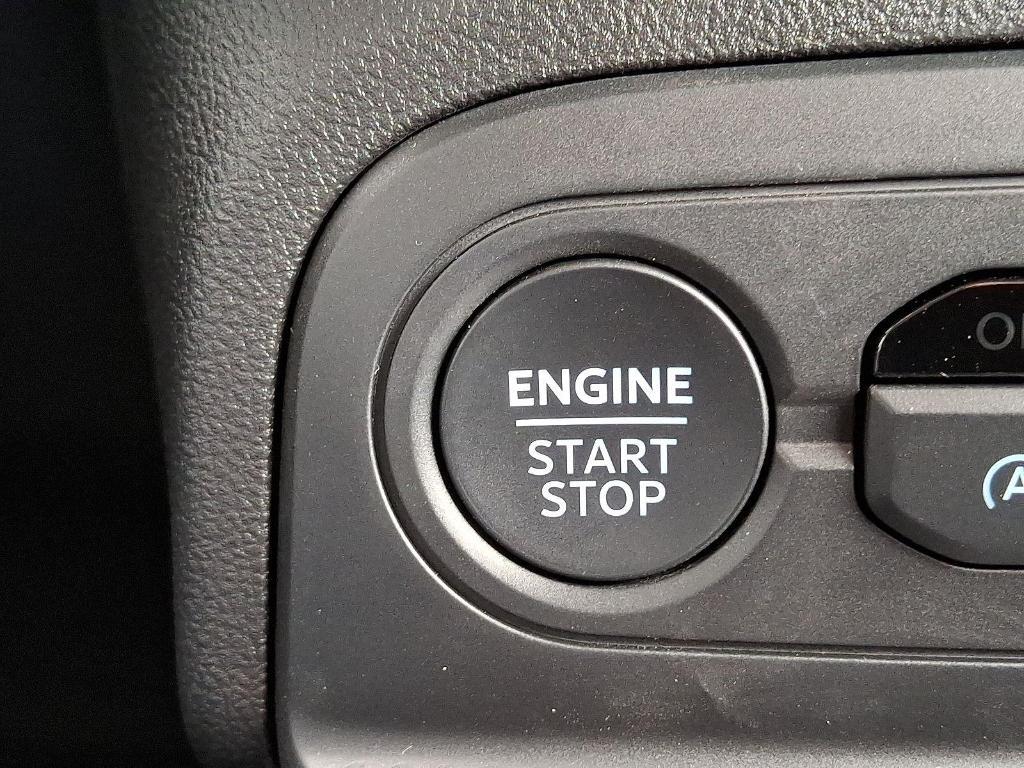 new 2025 Ford Bronco Sport car, priced at $39,270