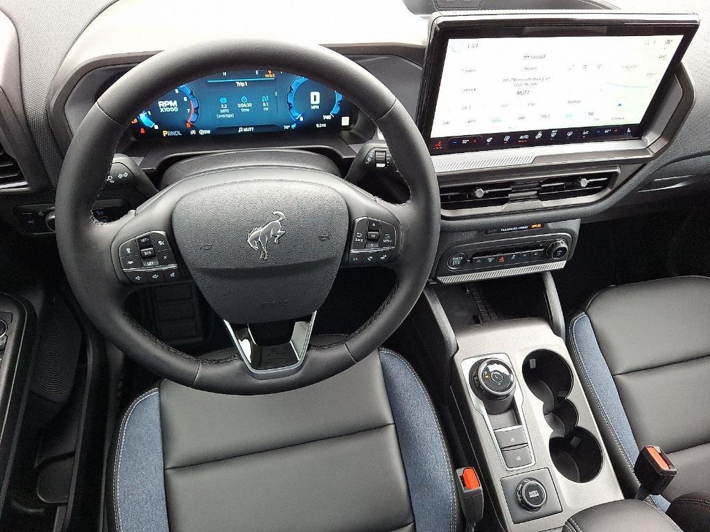 new 2025 Ford Bronco Sport car, priced at $39,270