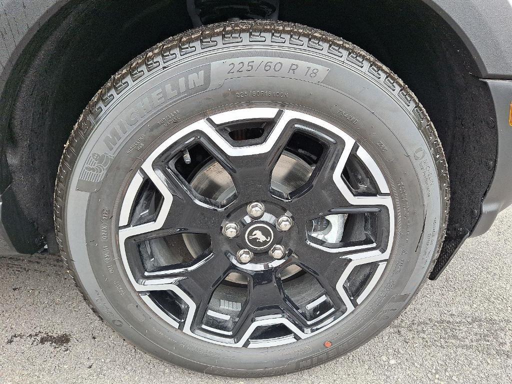 new 2025 Ford Bronco Sport car, priced at $39,270