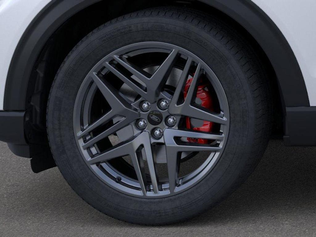 new 2025 Ford Explorer car, priced at $59,995
