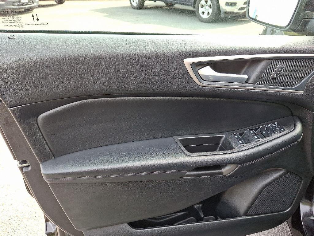 used 2024 Ford Edge car, priced at $23,795