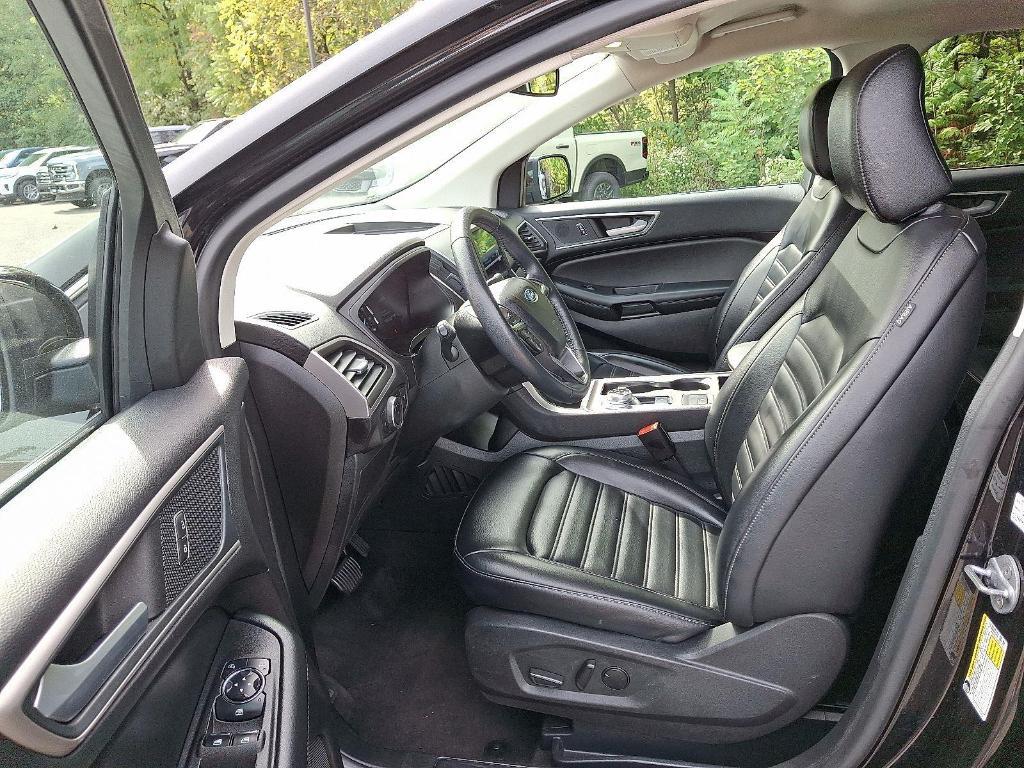 used 2024 Ford Edge car, priced at $23,795