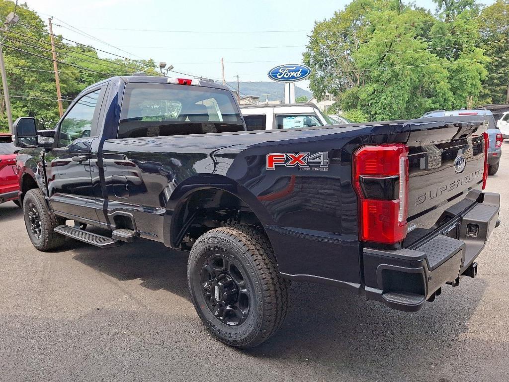new 2025 Ford F-350 car, priced at $52,731